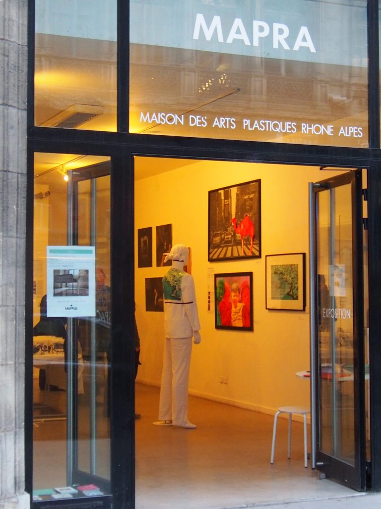 Exposition costume MAPRA Action artistique Hôpital psychiatrique CHAI