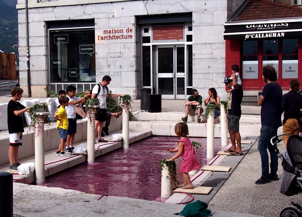 Looper aquatique Installation sonore interactive Fontaine Scénographie Espace public Audrey Vermont
